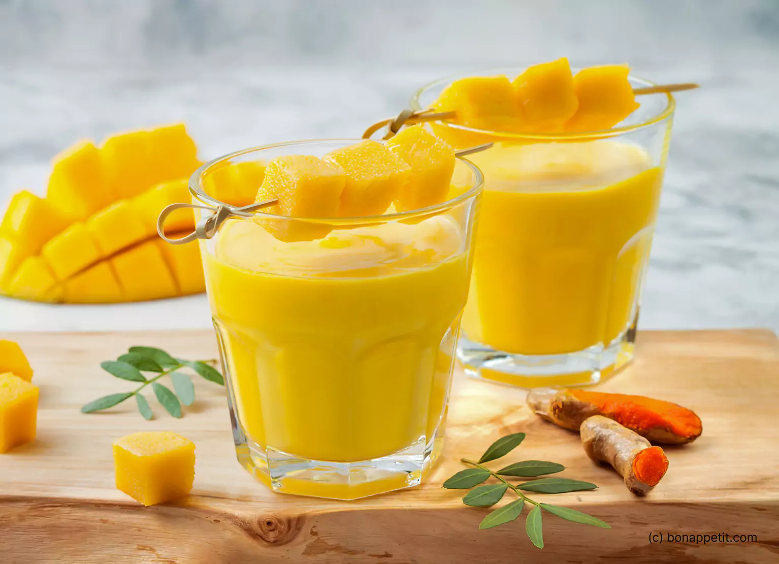 Mango lassi