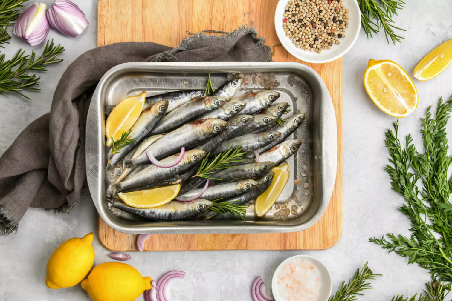 frozen sardines and slices of lemon