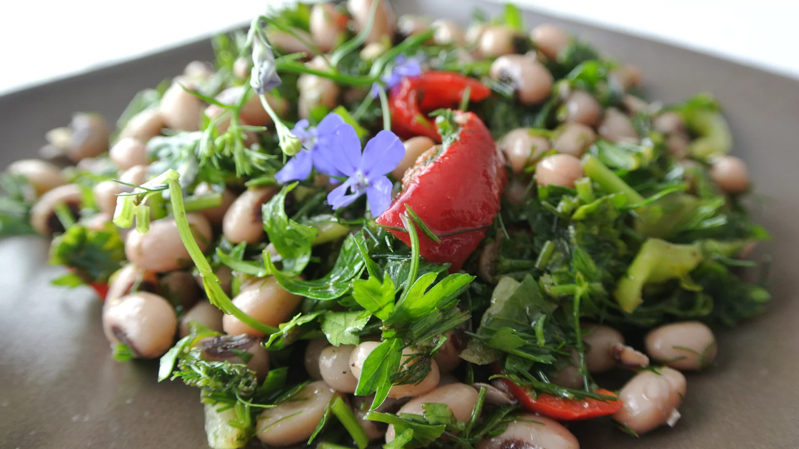 a plate of Louvi