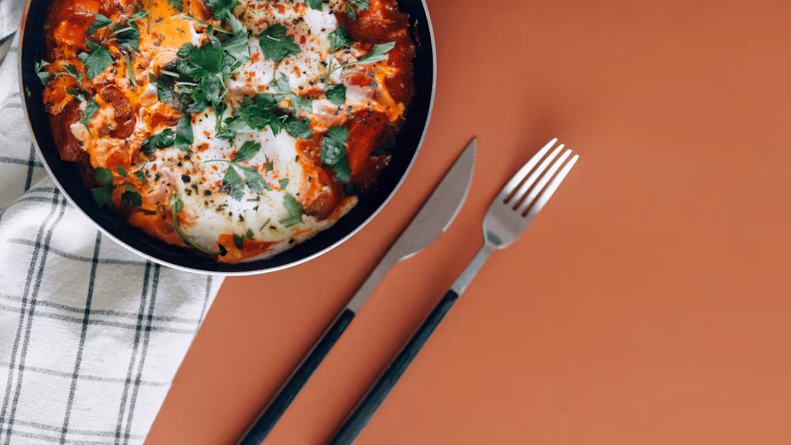 a plate of Shakshuka 