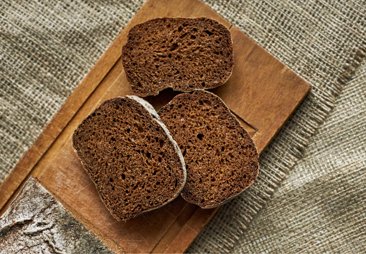 rye bread slices